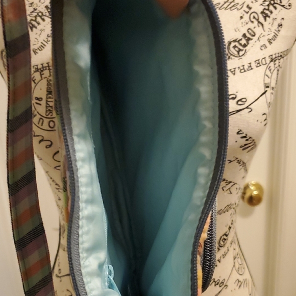 Vera Bradley RFID Little Hipster Crossbody Bag - Picture 5 of 6